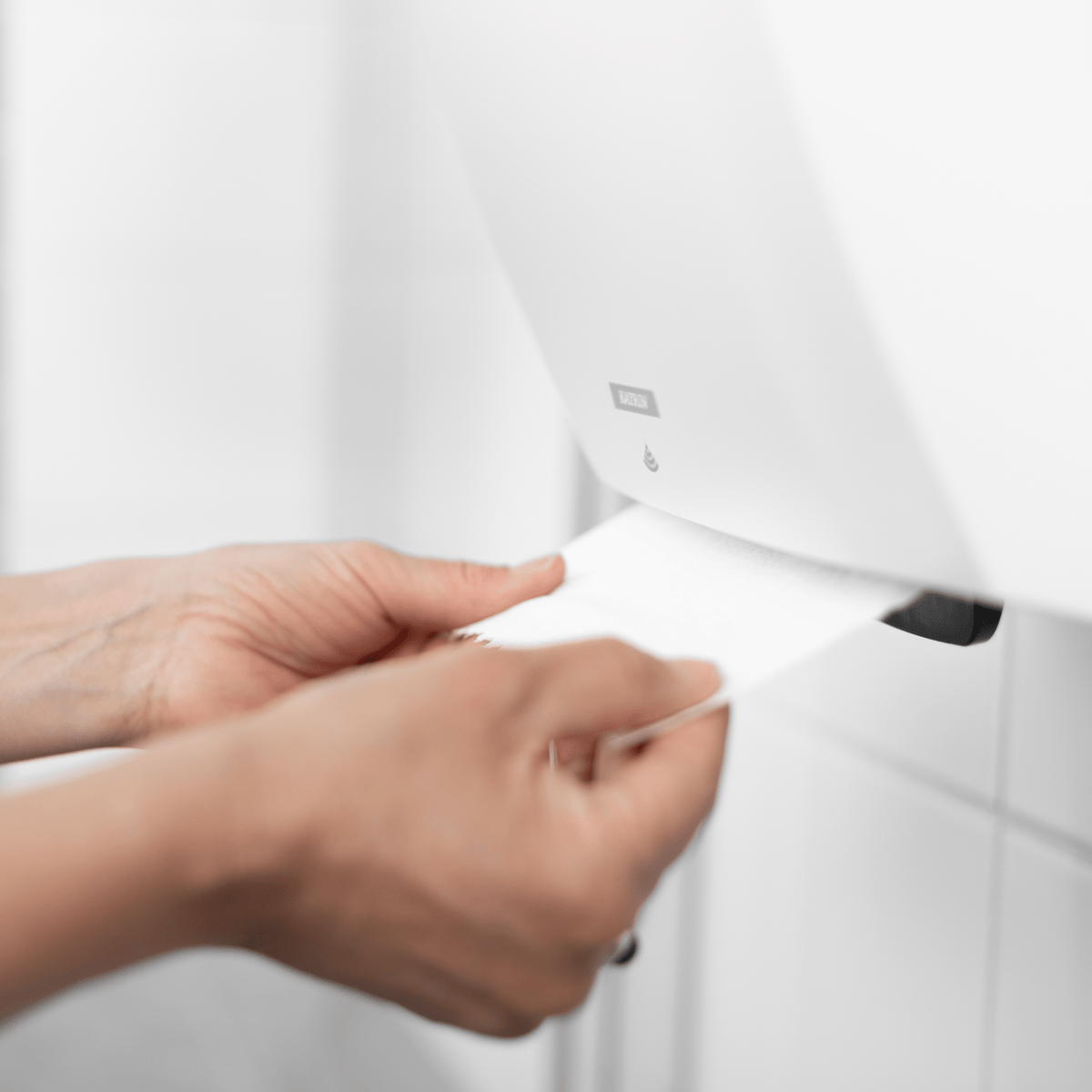 Katrin Hybrid System Handtuchrollenspender mit Sensorfunktion - Hygienico